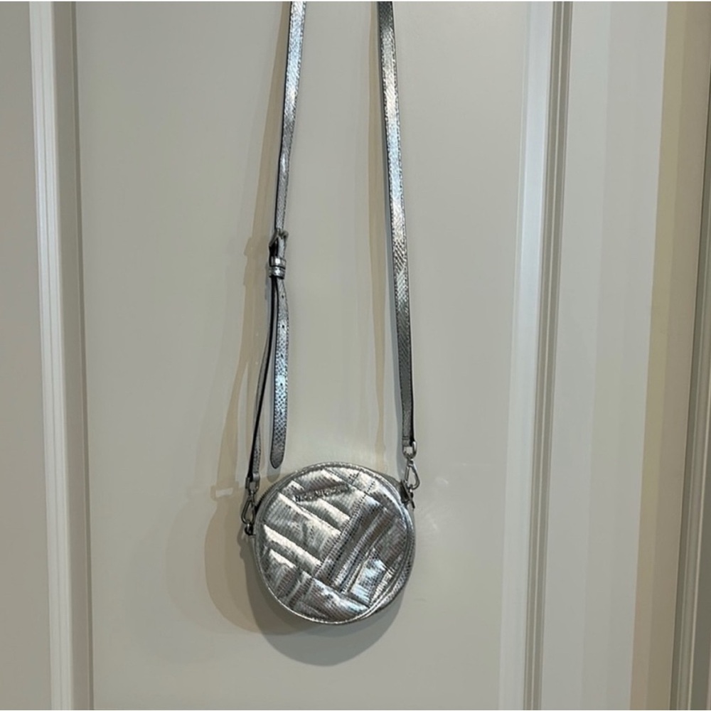 Michael Kors Metallic Silver Quilted Crossbody Bag - Picture 2 of 4